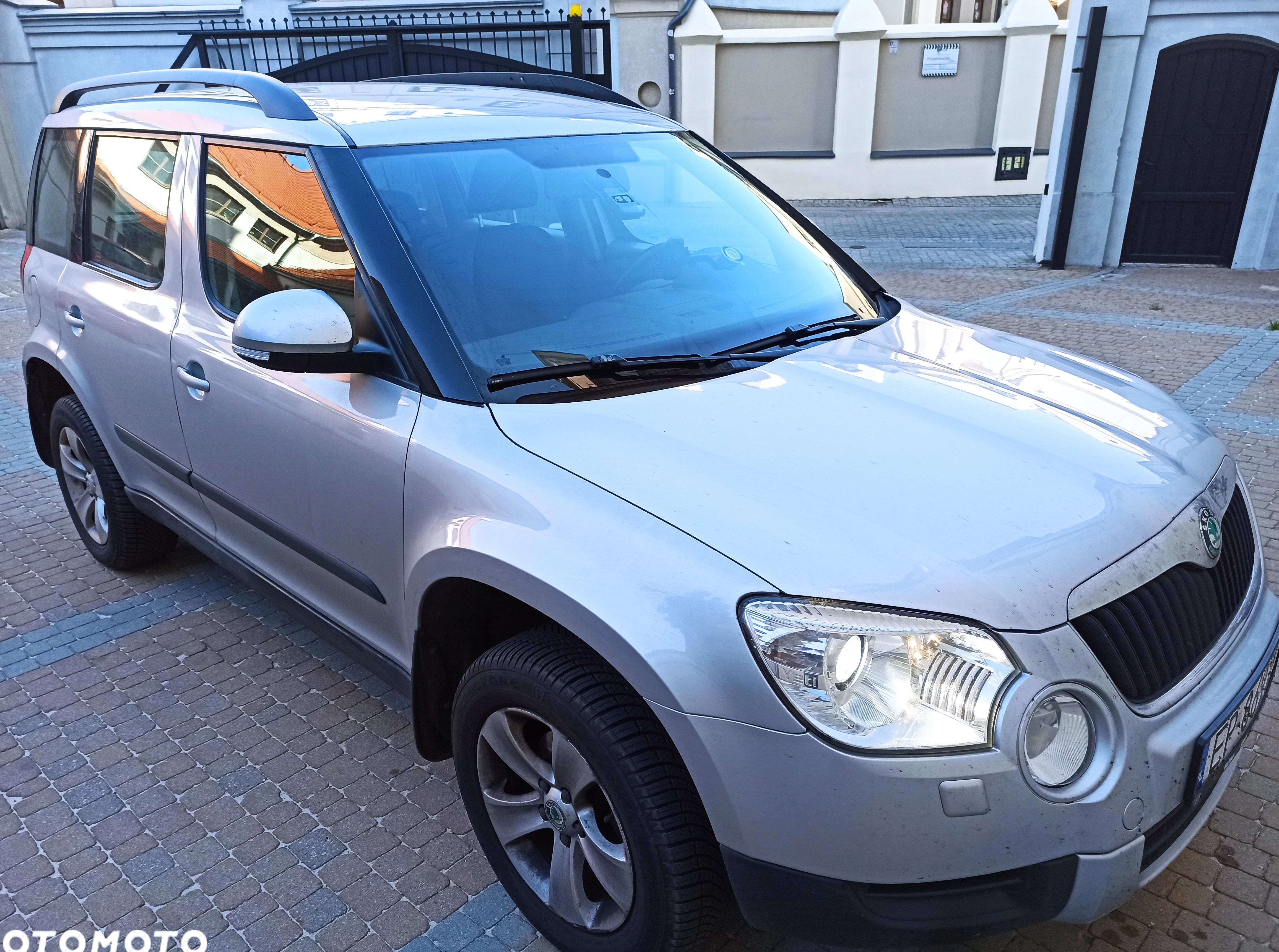 Skoda Yeti cena 24500 przebieg: 298000, rok produkcji 2011 z Szczebrzeszyn małe 29